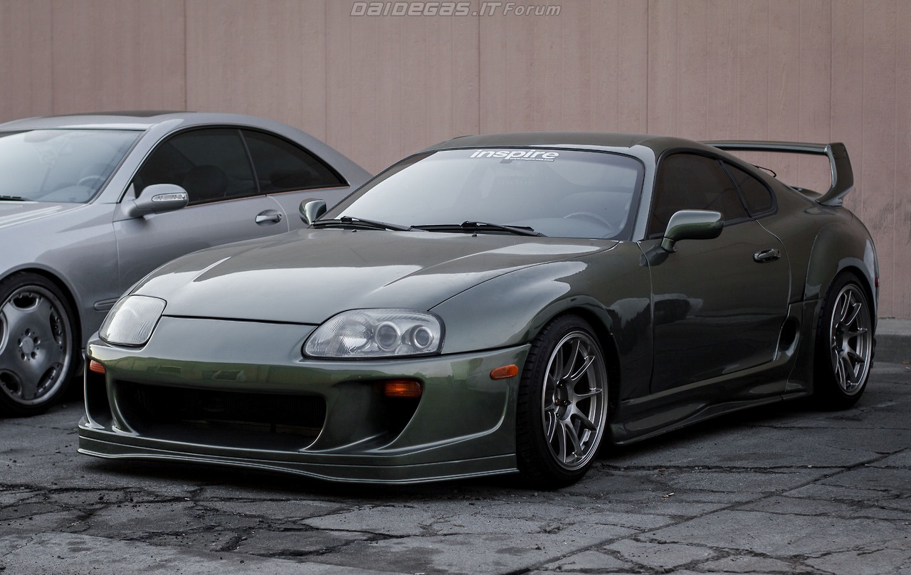 Toyota Supra 2000