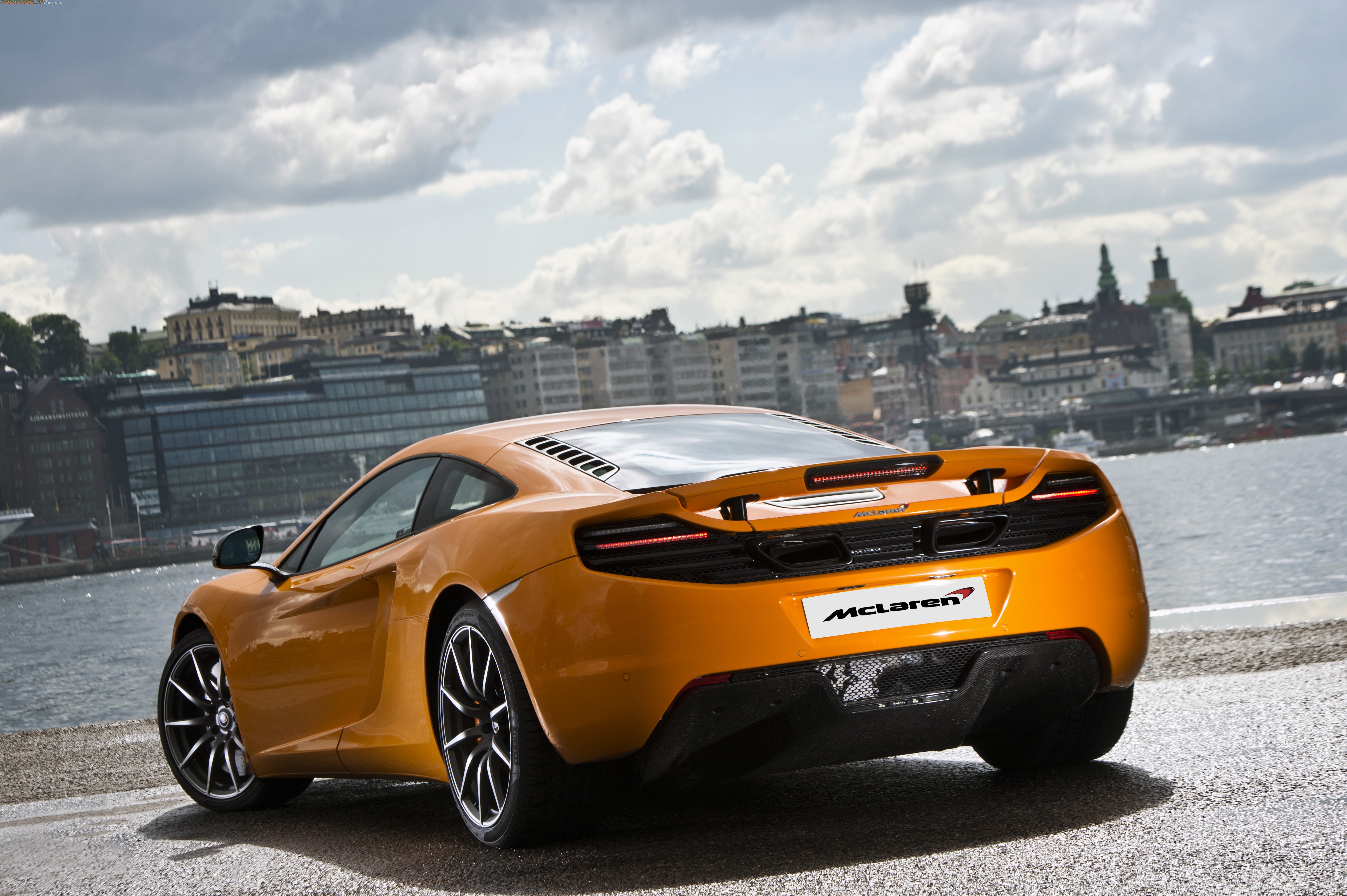 Mclaren automotive автомобили