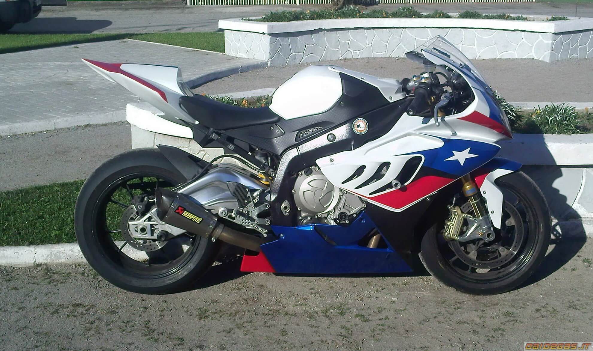 BMW s1000rr черный матовый