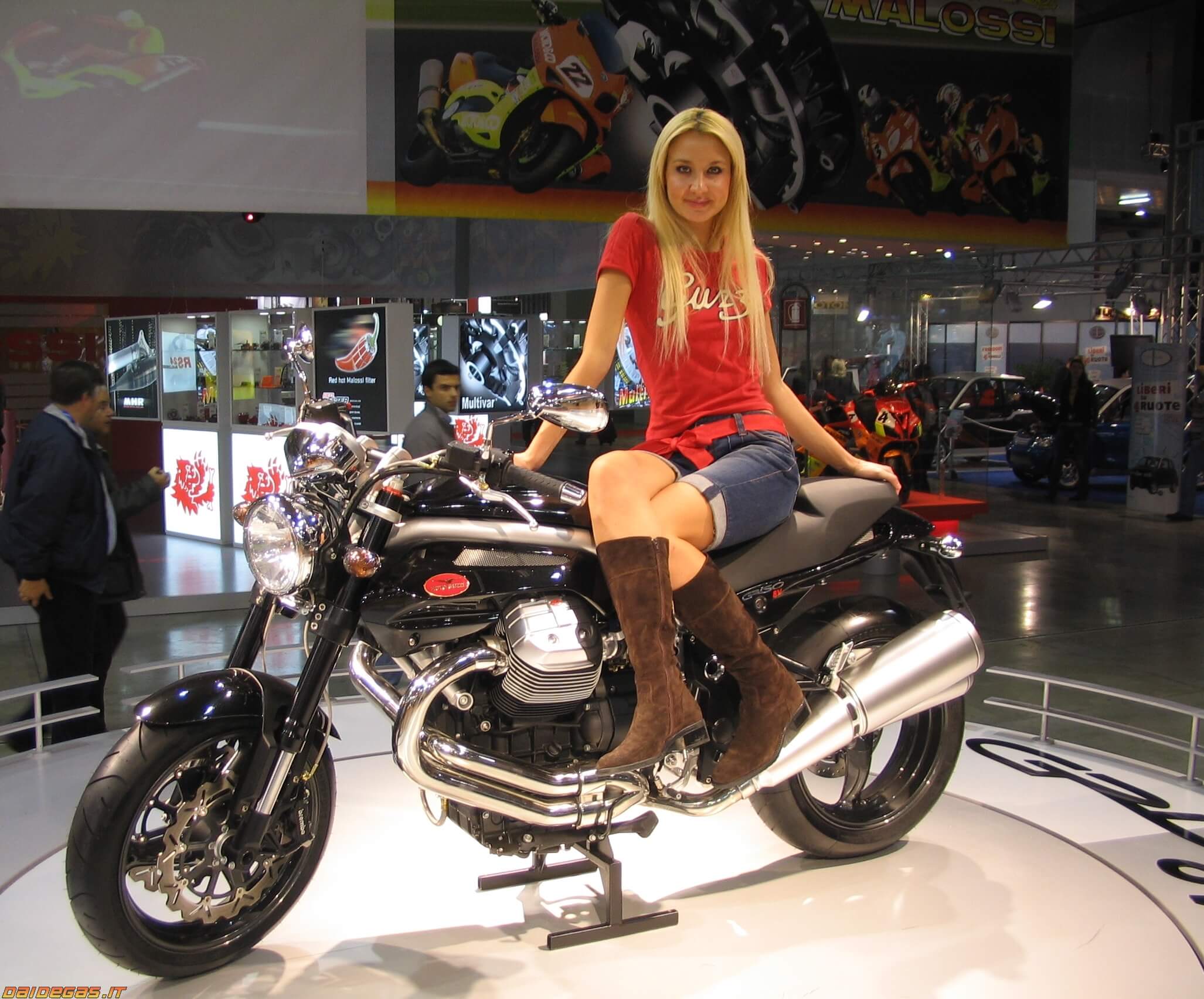 Moto Guzzi And Girls Daidegas Forum 