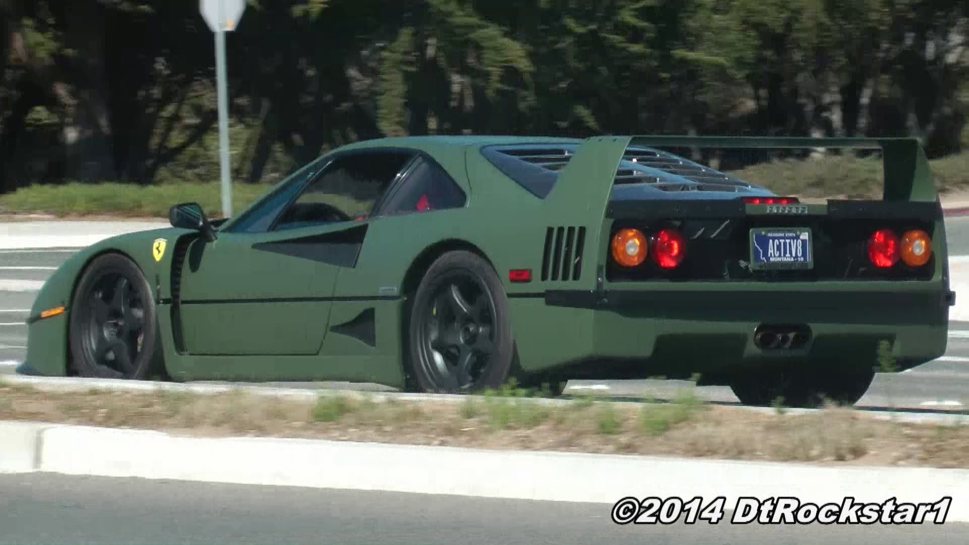 Ferrari f40 зеленая